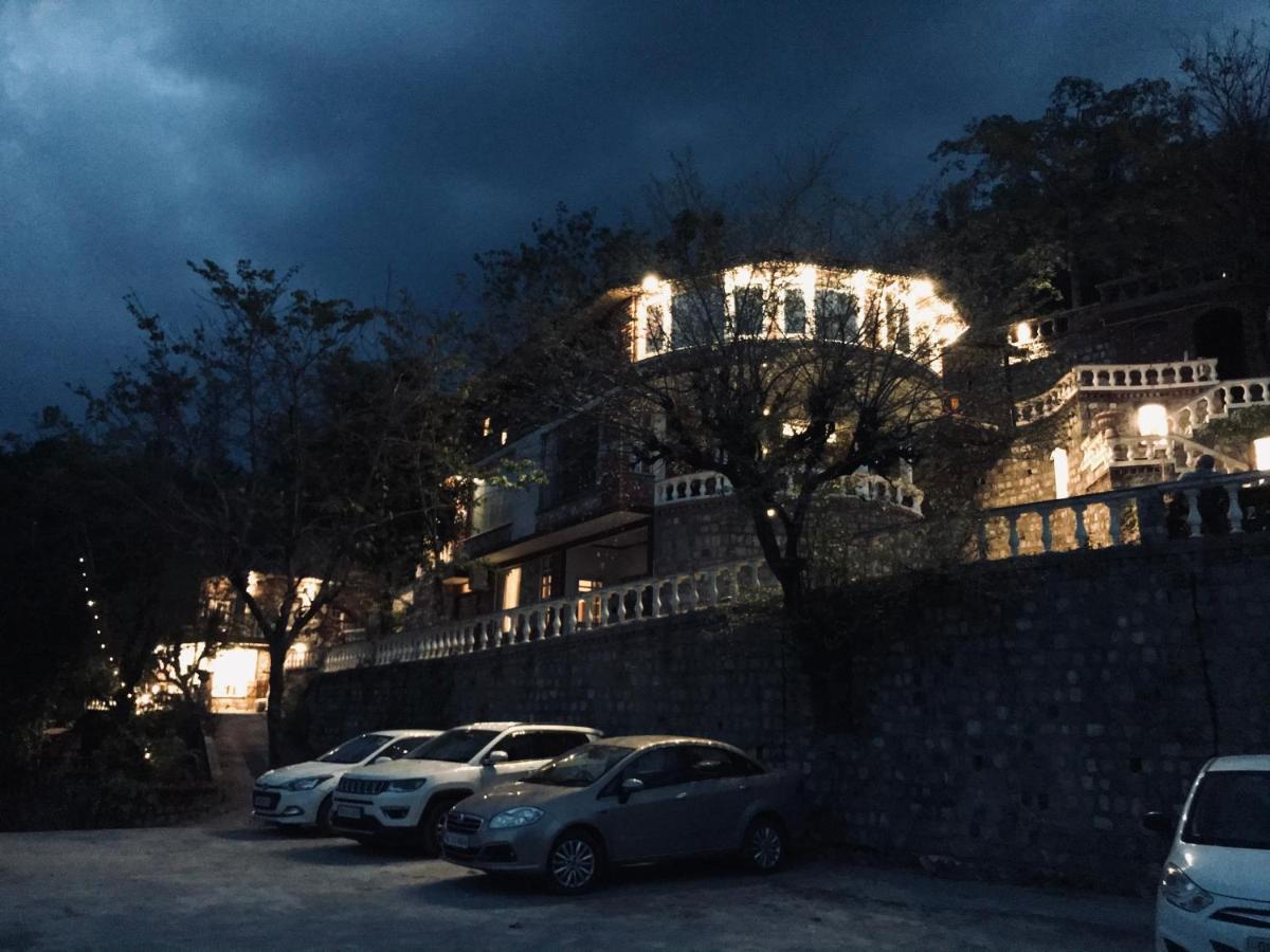 Chateau De Tatli - Hilltop - เดห์ราดุน ภายนอก รูปภาพ
