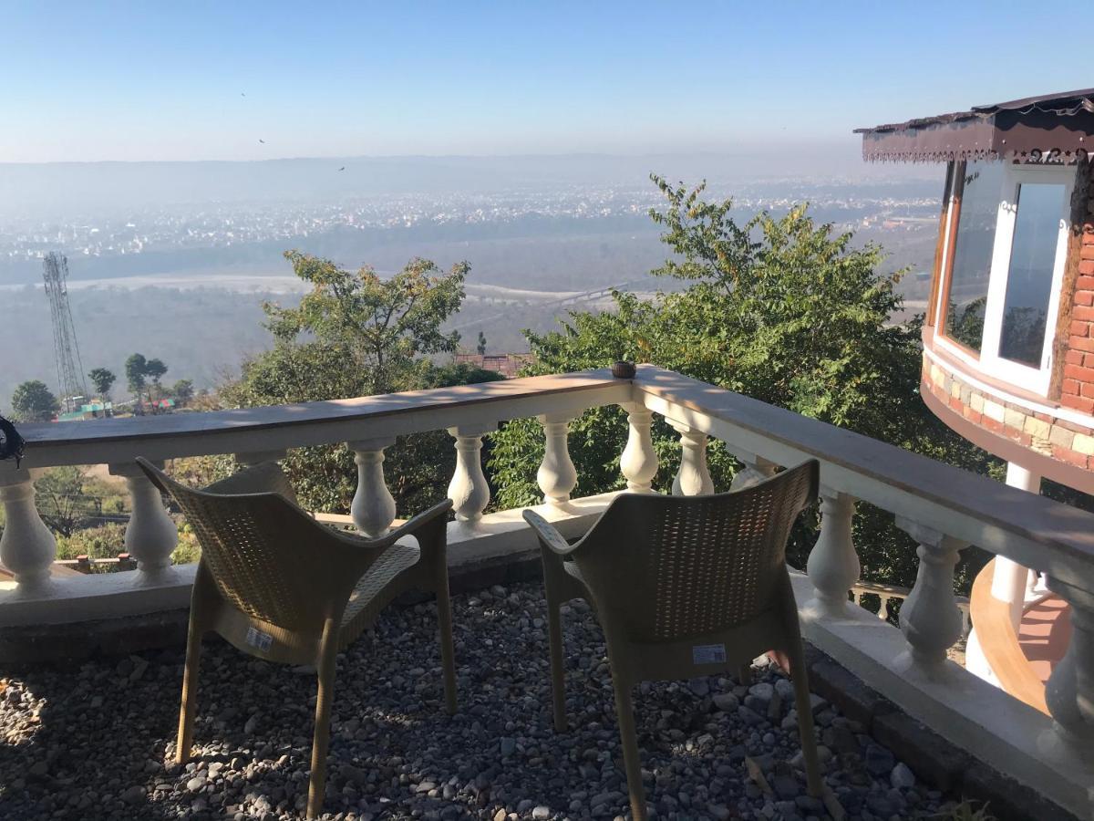 Chateau De Tatli - Hilltop - เดห์ราดุน ภายนอก รูปภาพ
