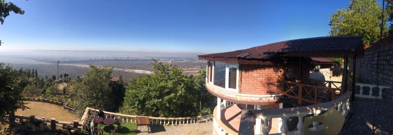 Chateau De Tatli - Hilltop - เดห์ราดุน ภายนอก รูปภาพ
