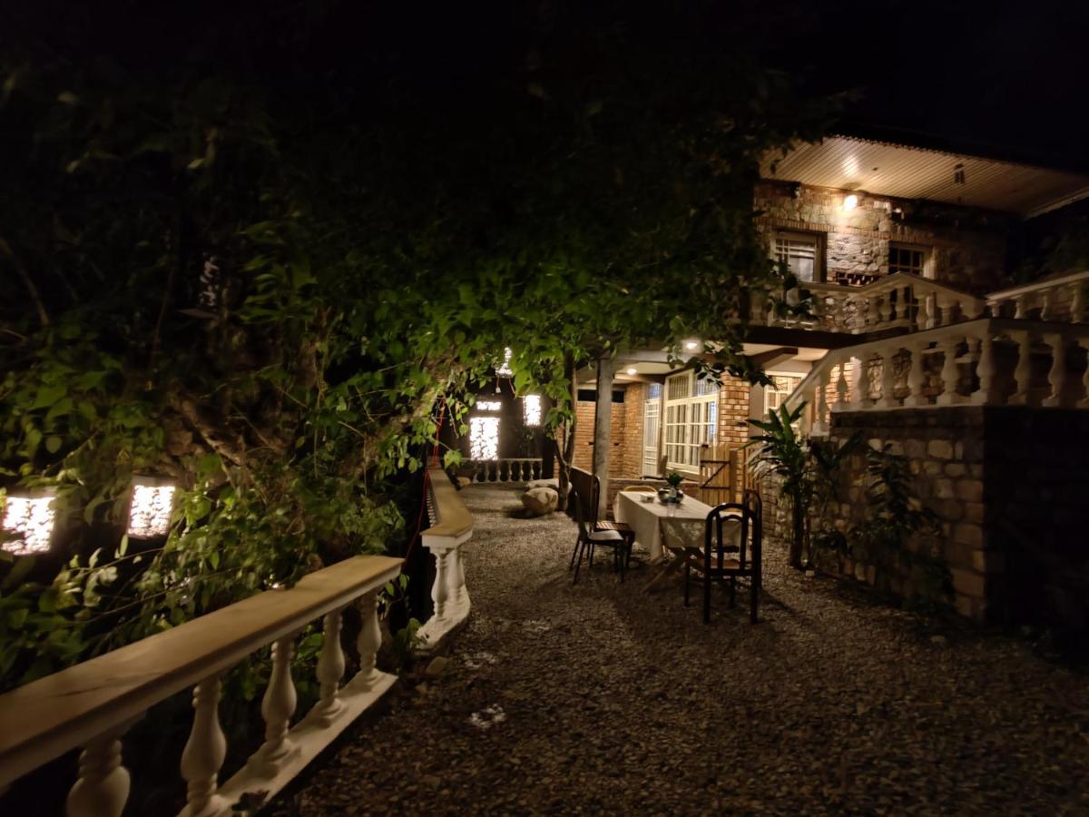 Chateau De Tatli - Hilltop - เดห์ราดุน ภายนอก รูปภาพ